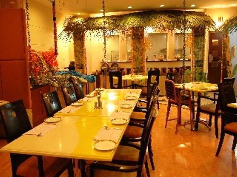 Regenta Central Deccan Chennai, Royapettah Exterior photo