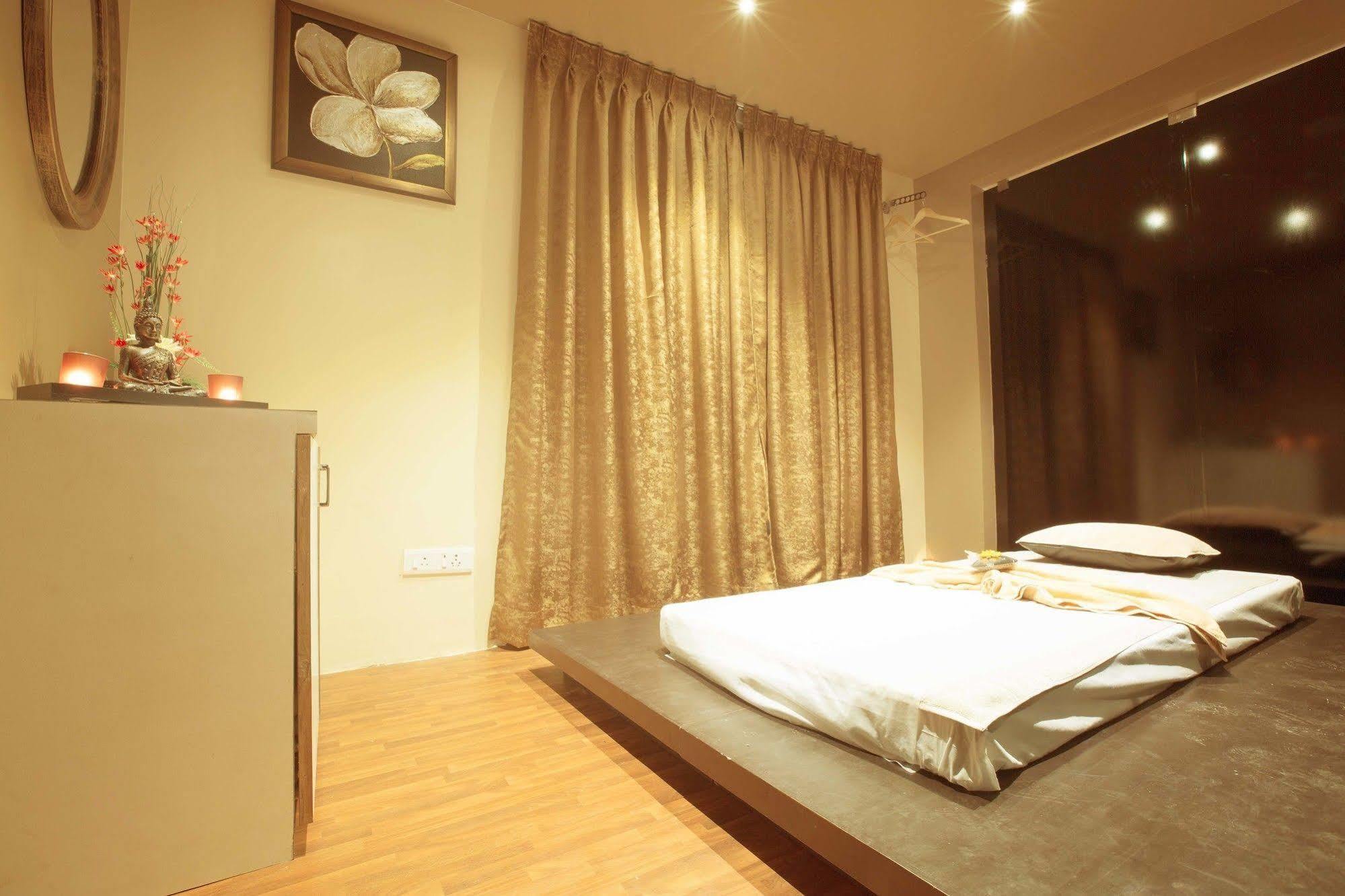 Regenta Central Deccan Chennai, Royapettah Exterior photo