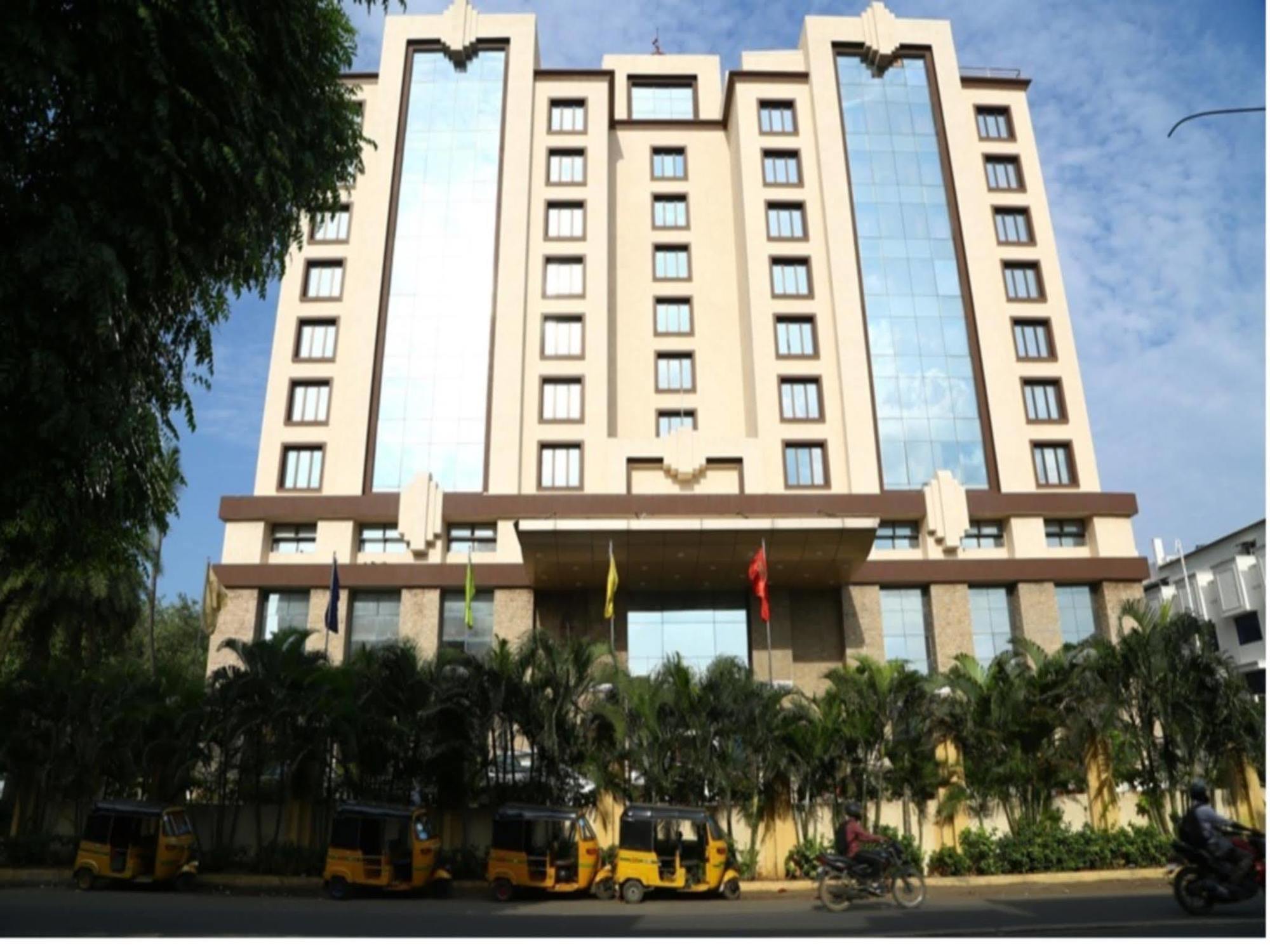 Regenta Central Deccan Chennai, Royapettah Exterior photo