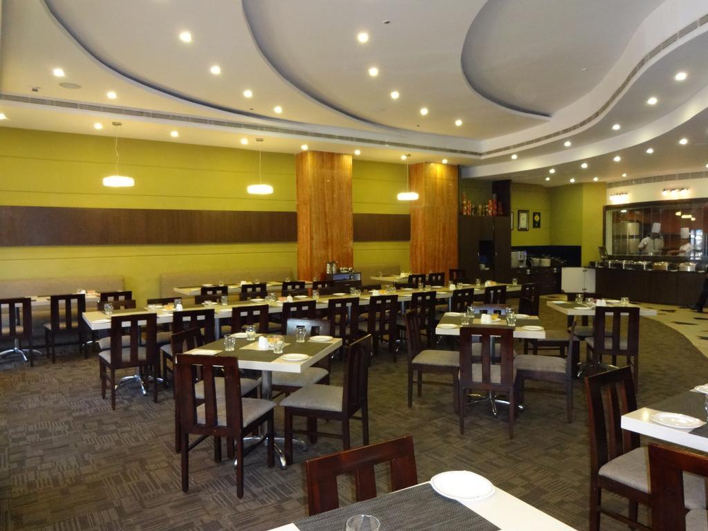 Regenta Central Deccan Chennai, Royapettah Exterior photo
